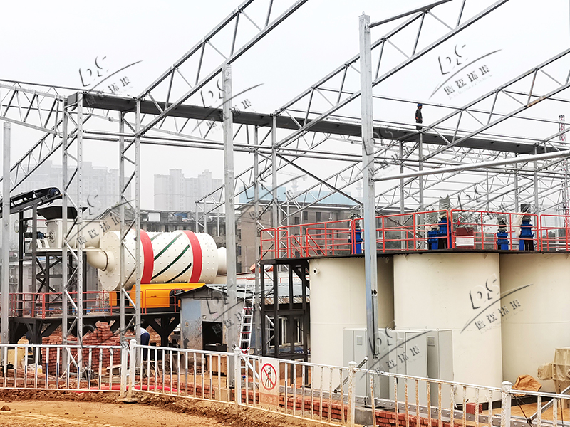 1653442189136117.jpg 湖南某六價(jià)鉻污染場(chǎng)地修復(fù)現(xiàn)場(chǎng).jpg