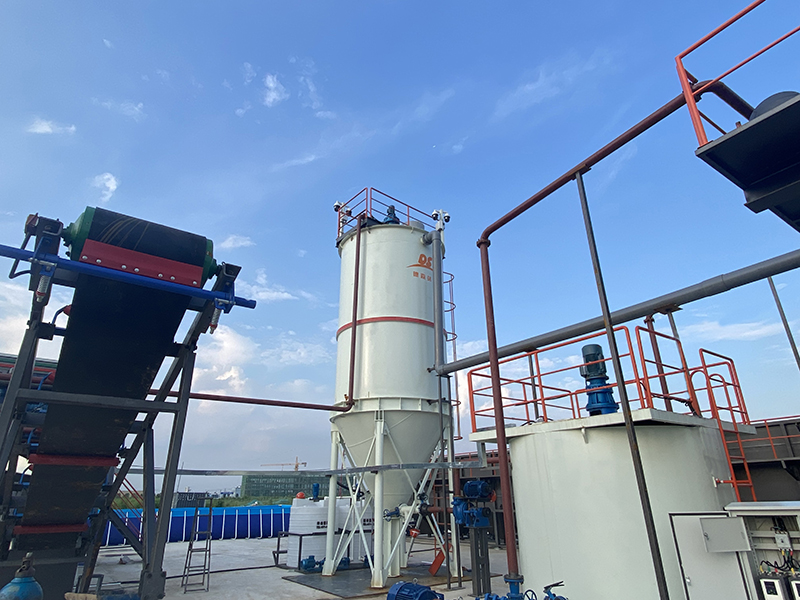 撬裝式土壤淋洗修復(fù)設(shè)備 撬裝式土壤淋洗修復(fù)設(shè)備