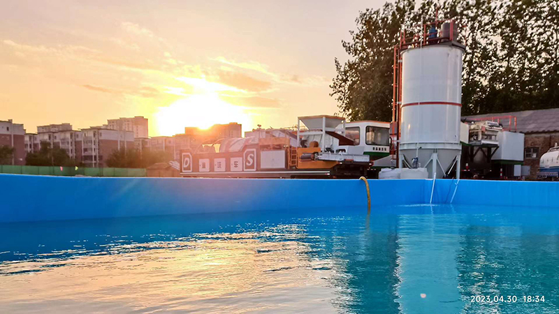 國內首臺套移動式土壤淋洗修復裝備